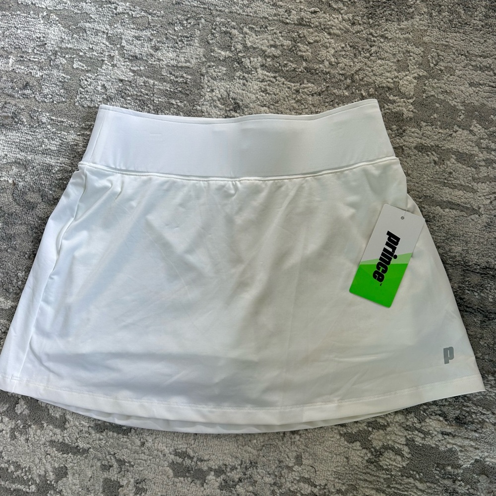 Prince Women's White Match Knit Tennis Skort - Size small